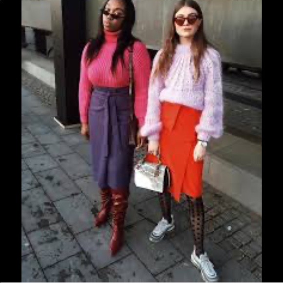 💠VINTAGE💠Raspberry Pink Beaded Sweater 💞 - Picture 6 of 6